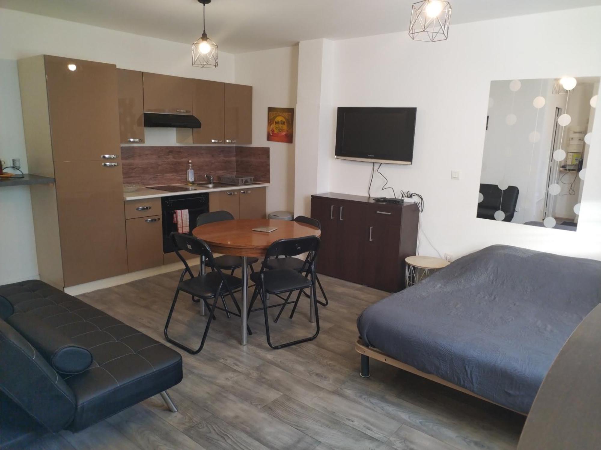 Studio Proche De La Gare Et Du Centre Ville Châlons-en-Champagne Zewnętrze zdjęcie